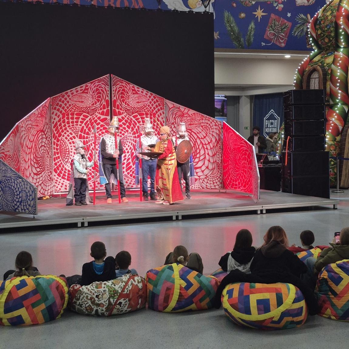    Новогодний фестиваль в парке встретили 55 тыс. россиян