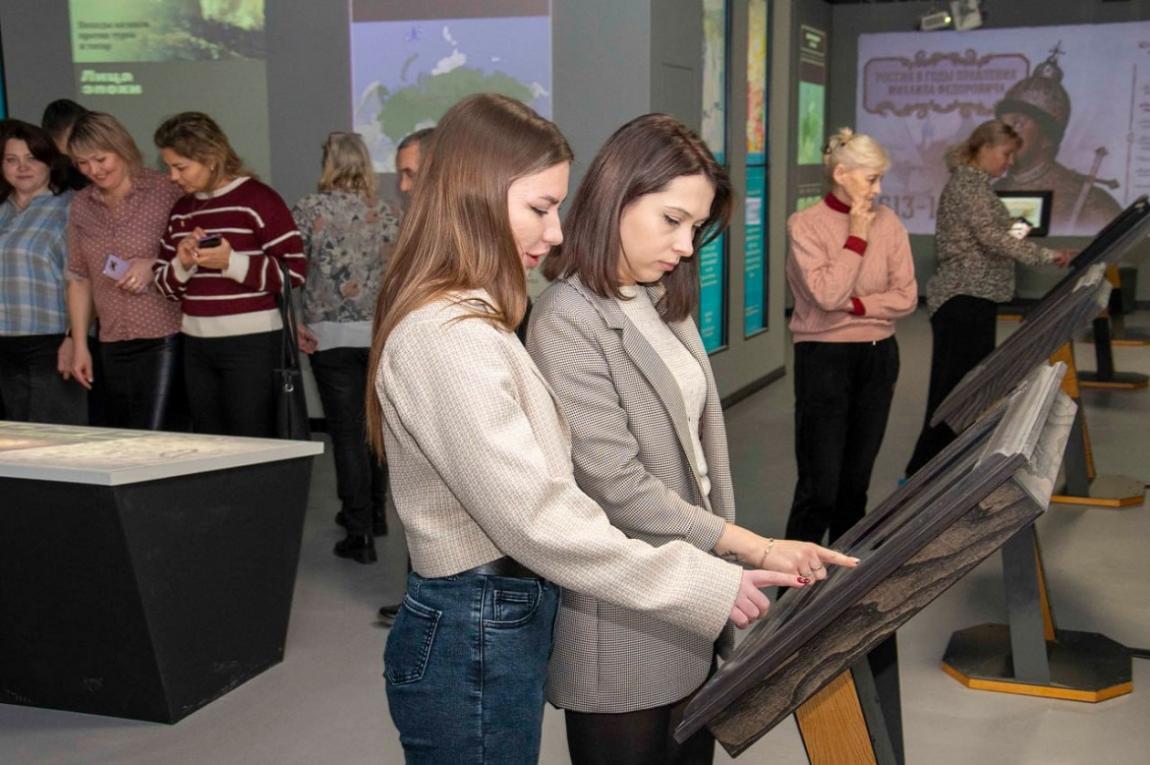 Экспозиция в Донецке 