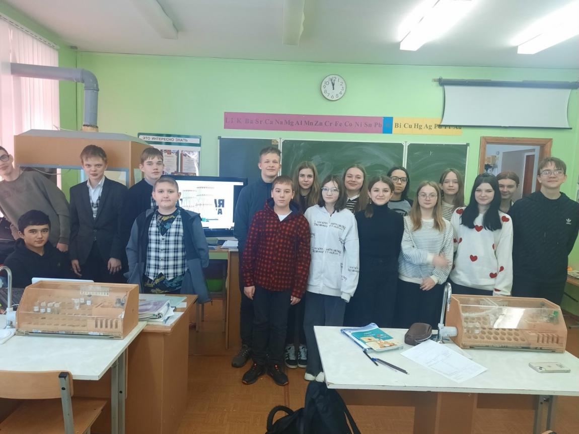 Общество «Знание» отправит 900 школьников и студентов на выставку «Россия»